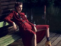 Lustful Lakeside Spreads Image 2
