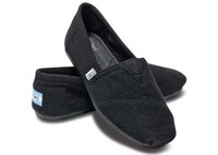 Celeb Twin Shoe Collabs Image 6