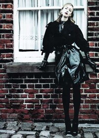 Ravishing Leather Looks Image 4