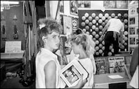 Sky-High 90s Hairstyles Image 2