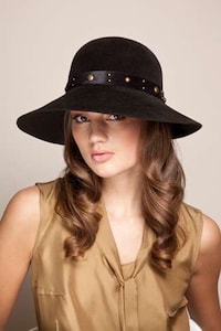 Chic Birdy Hats Image 4