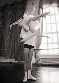 Bashful Ballerina Photography Image 8