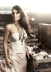 Contemporary Cleopatra Campaigns Image 3