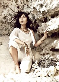 Contemporary Cleopatra Campaigns Image 4