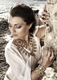 Contemporary Cleopatra Campaigns Image 6