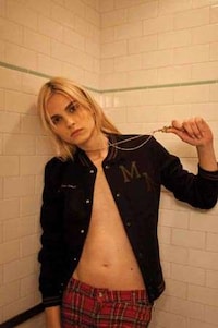 Preppy Grunge Editorials Image 3