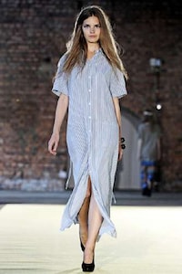 Mediterranean Artist Fashion Image 7
