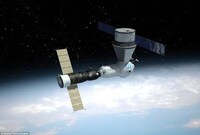Upper Orbit Auberges Image 6