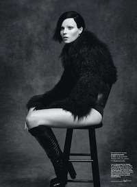 Alluring Monochromatic Captures Image 2