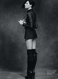 Alluring Monochromatic Captures Image 5