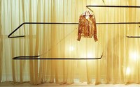 Simple See-Through Shops Image 3