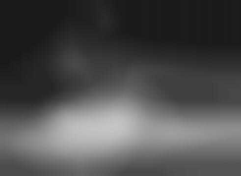 Time-Blurring Tourist Captures