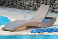 Undulating Sun Beds Image 2