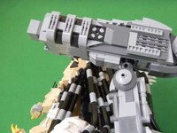 Man-Hunting Alien Toys Image 6