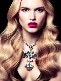Lavish Luxury Editorials Image 3