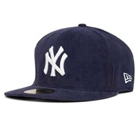 Winter-Inspired Baseball Hats Image 6