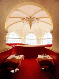 Luxury Royal Restaurants Image 4