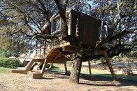 Foliage-Friendly Abodes Image 2