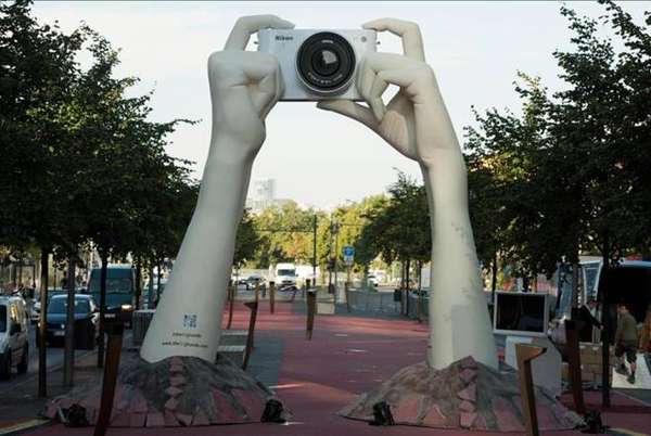 Mysterious Sculpture Stunts