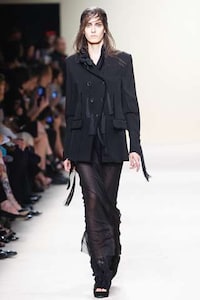 Haute Haunting Fashion Image 4