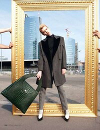 Fashion-Framing Editorials Image 4