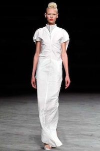 Sculptural Monochromatic Maxis Image 3