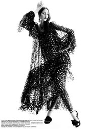Poised Polka Dot Captures Image 2