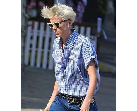 48 Awesome Agyness Deyn Features