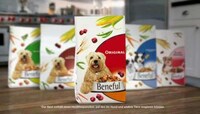 Pet-Attracting Advertising Image 4