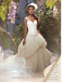 Fairy Tales Come True With Disney Bridal Image 7