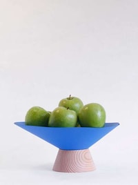 Contemporary Fruit Containers Image 3
