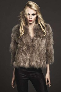 Genderless Glam Editorials Image 3