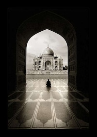 Wonders of the World Captures Image 2