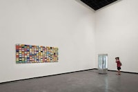 Flipping Chromatic Installations Image 4