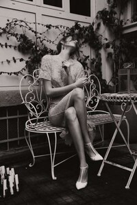 Fashionable Negatives Photography Image 4