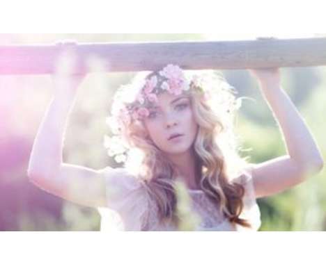 69 Curly Hair Editorials