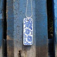 Plunging Porcelain Necklaces Image 4