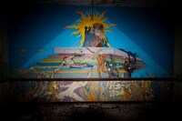 Abandoned City Captures Image 6