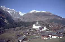 Snow Deprived Ski Resort Sells for 90Â¢