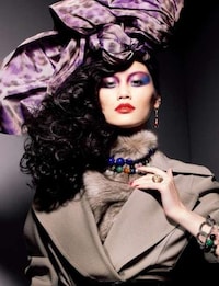 Hot Headpiece Editorials Image 3
