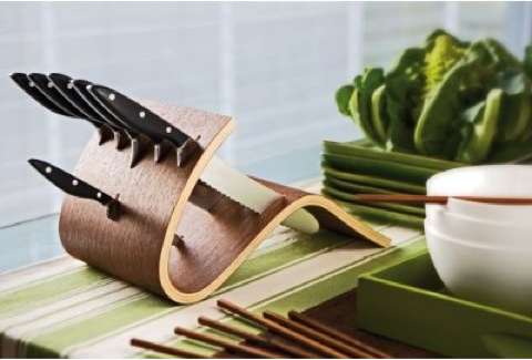 Undulating Blade Racks