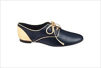 Upscale Heroine Footwear Image 3