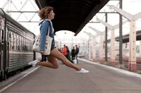 Artistic Acrobatic Pictorials Image 6