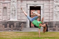 Artistic Acrobatic Pictorials Image 7