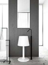 Amplified Lamp Sinks Image 3