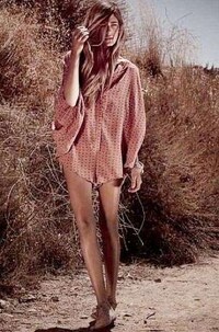 Pink Hippie Lookbooks Image 6