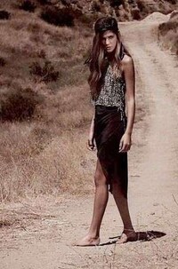Pink Hippie Lookbooks Image 8