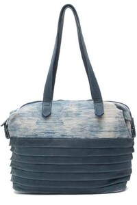 Pleasantly Pleated Purses Image 8