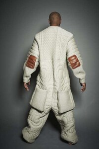 Oversized Knitwear Collections Image 3