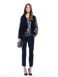 Over-Sized Winter Fashion Image 3